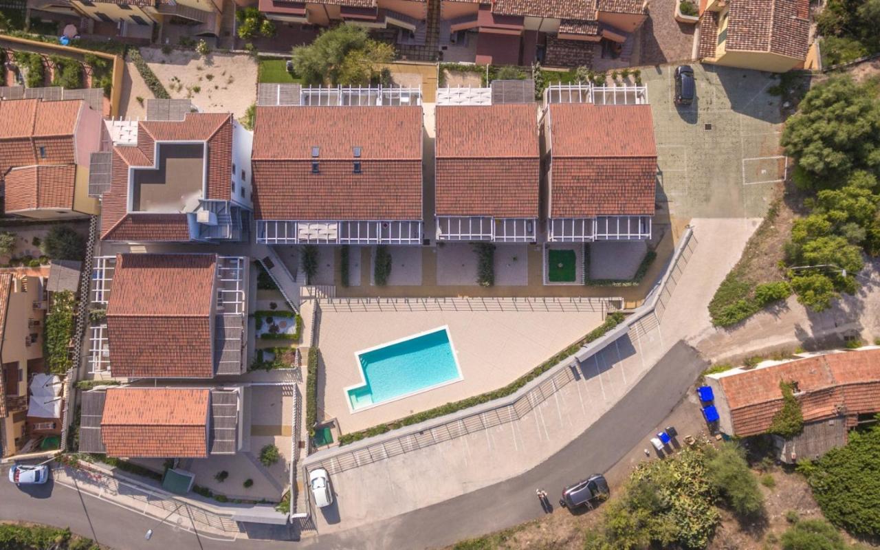 Villetta Federico Climatizzata Con Giardino Privato Viddalba Exterior photo