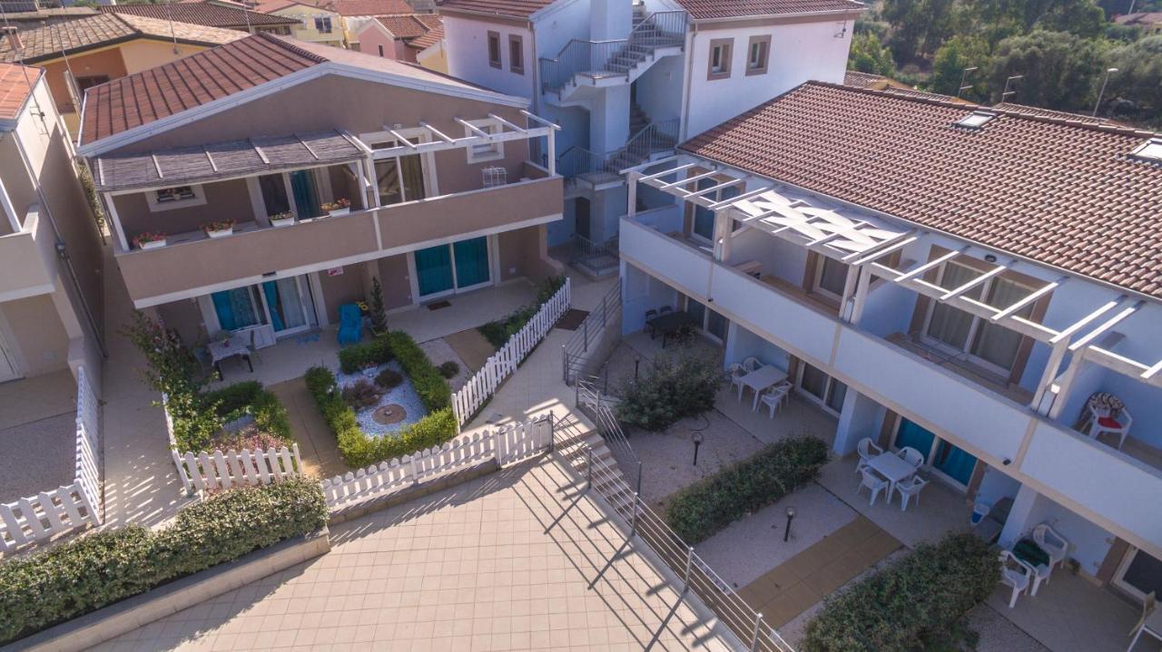 Villetta Federico Climatizzata Con Giardino Privato Viddalba Exterior photo