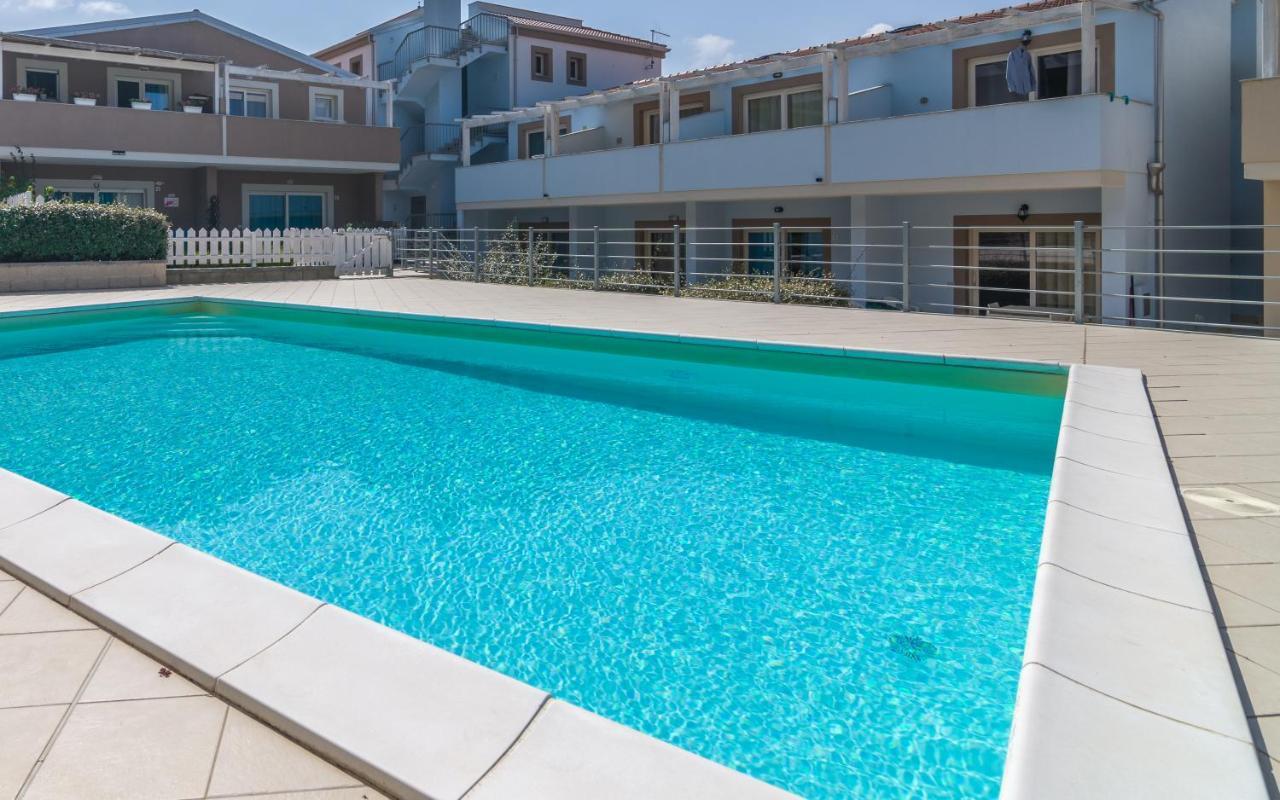 Villetta Federico Climatizzata Con Giardino Privato Viddalba Exterior photo