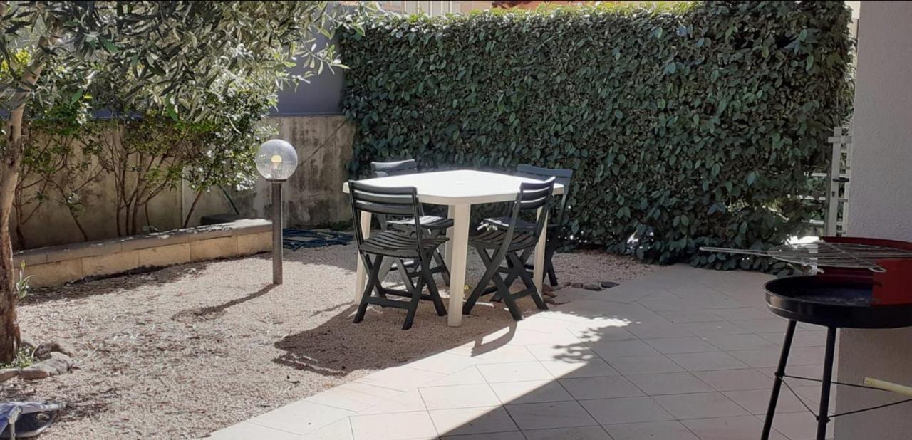 Villetta Federico Climatizzata Con Giardino Privato Viddalba Exterior photo