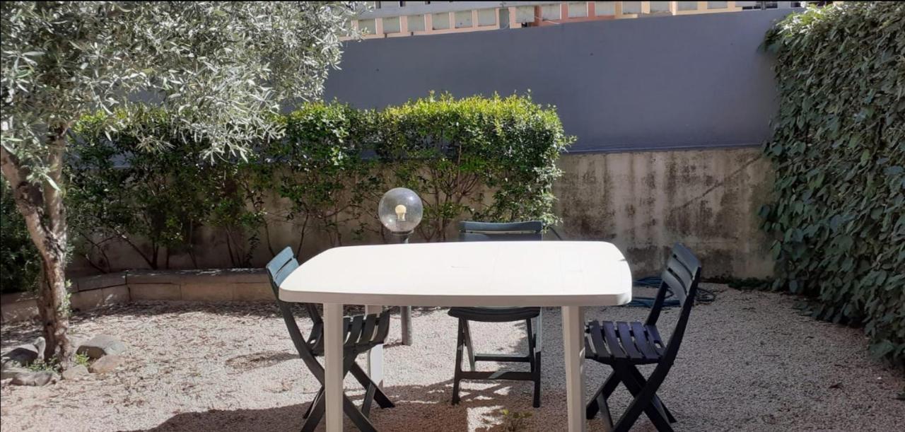 Villetta Federico Climatizzata Con Giardino Privato Viddalba Exterior photo
